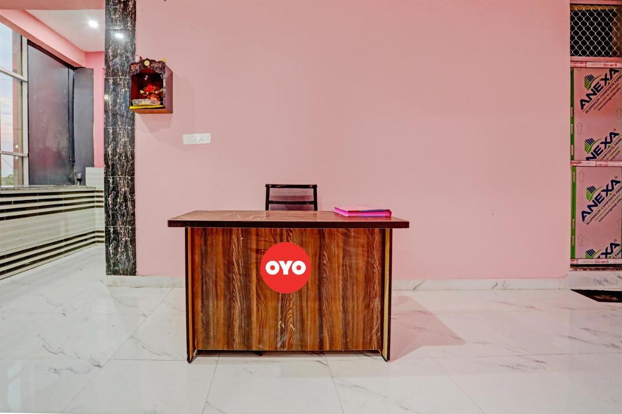 Oyo Flagship Hotel Star Inn Канпур Екстериор снимка